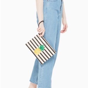 Kate Spade By the Pool Bella Pineapple Wristlet 🍍